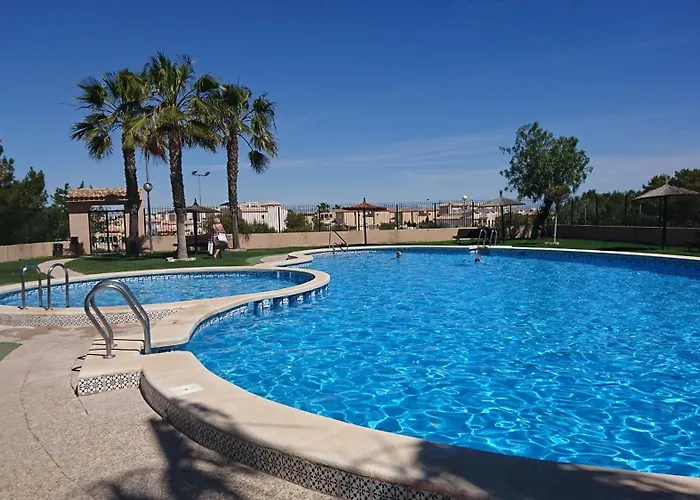 Orihuela - Sleeps 6 - Pool - Parking - Petfriendly